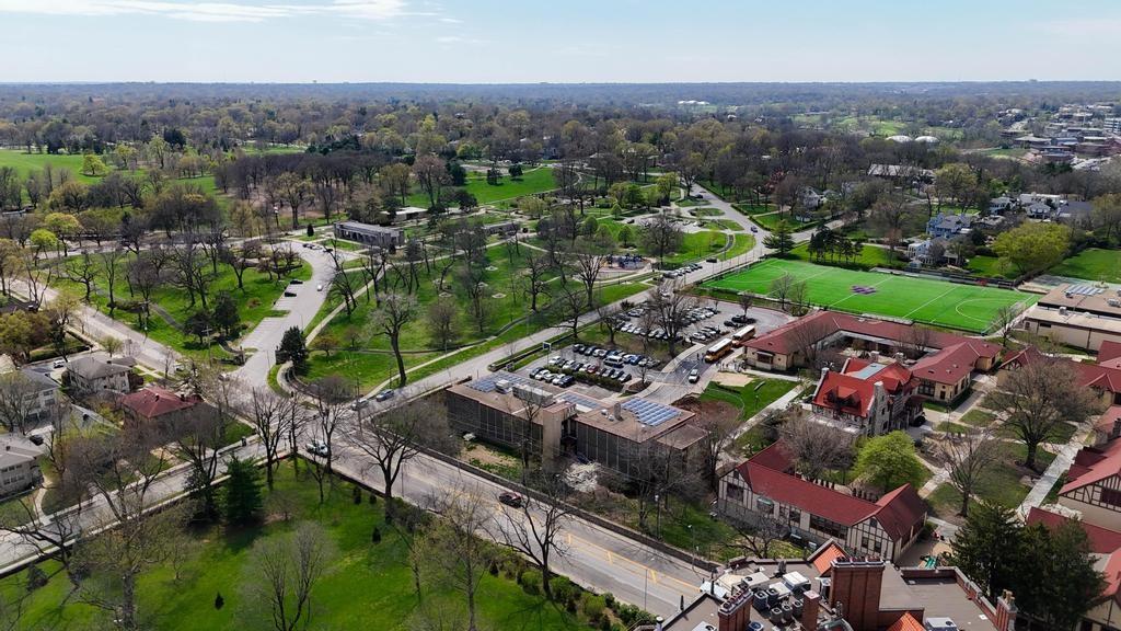 4949 Wornall Road, Unit 109 Kansas City, MO 64112 - Photo 25 of 28