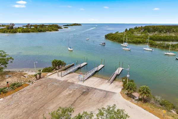 $500,000 | 2423 Triggerfish Court, Holiday, FL 34691