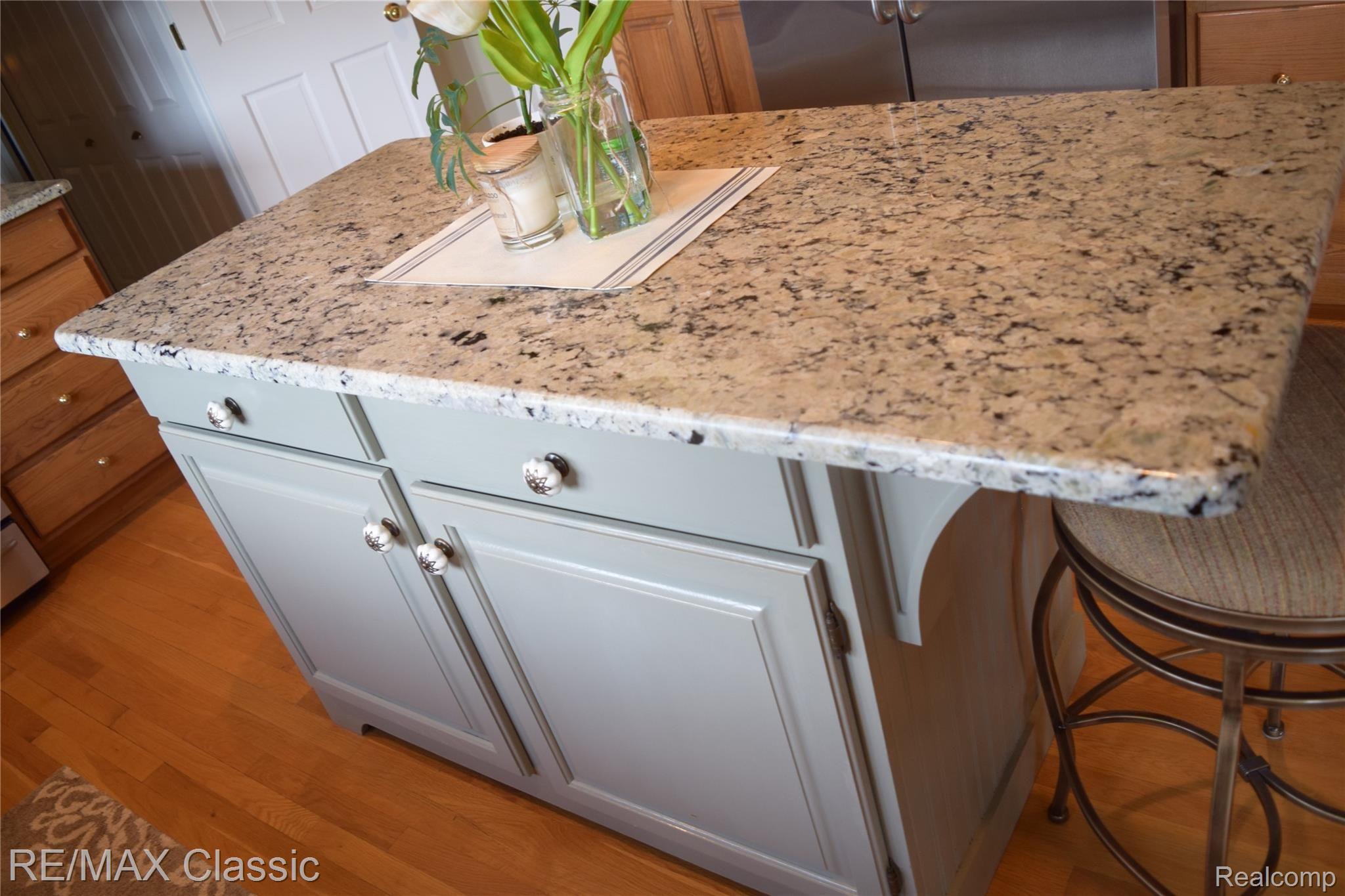 12825 Larkins Road Brighton, MI 48114 - Photo 16 of 39 DSC_0051.JPG