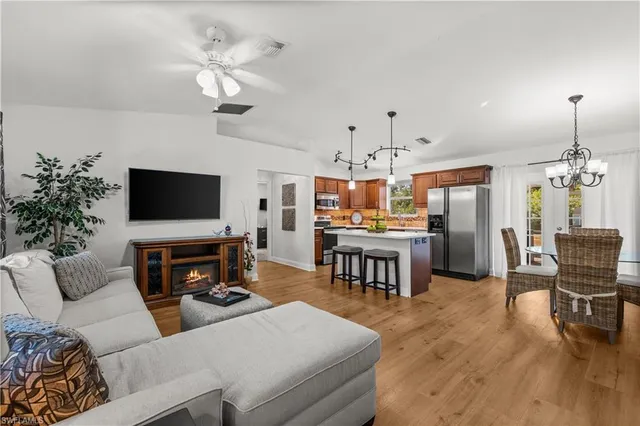 $449,000 | 139 18th Street Northeast, Naples, FL 34120