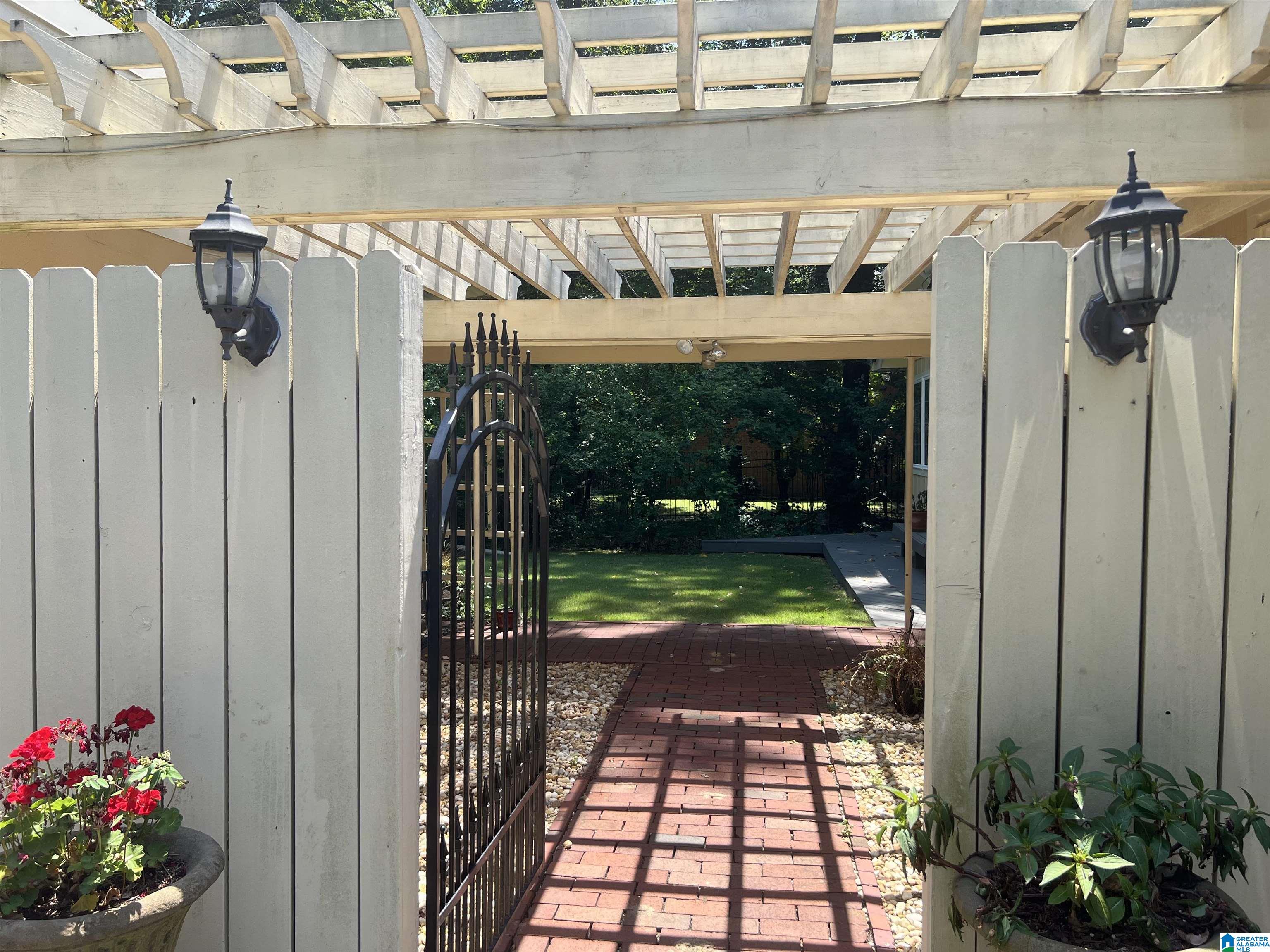 329 Shades Crest Road Birmingham, AL 35226 - Photo 28 of 33