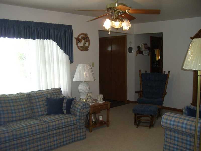 92 South State Line Road Greenville, PA 16125 - Photo 15 of 23 Living Room.