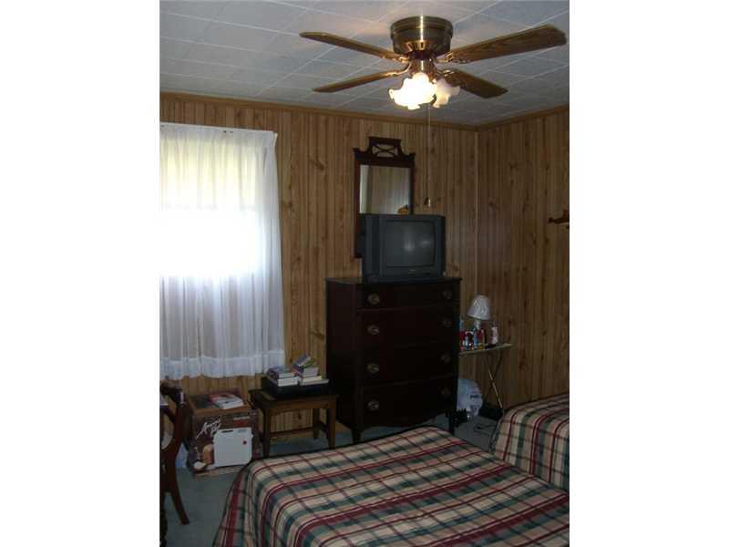 92 South State Line Road Greenville, PA 16125 - Photo 20 of 23 Bedroom.