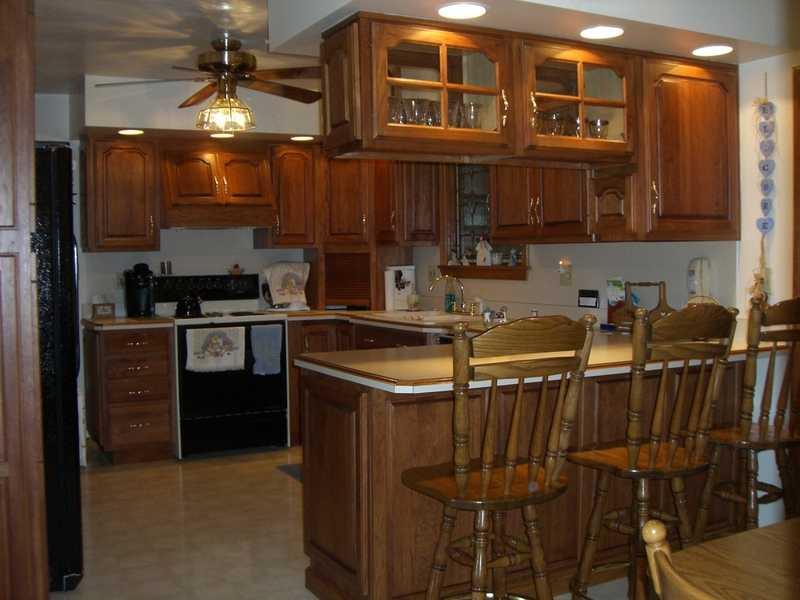 92 South State Line Road Greenville, PA 16125 - Photo 7 of 23 Kitchen.