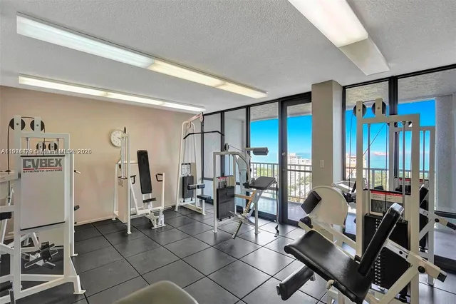 $899,000 | 936 Intracoastal Drive, Unit 21A, Fort Lauderdale, FL 33304