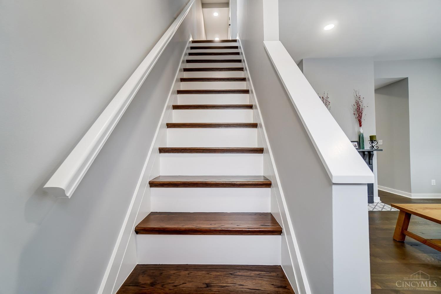 1014 Celestial Street Cincinnati, OH 45202 - Photo 25 of 47