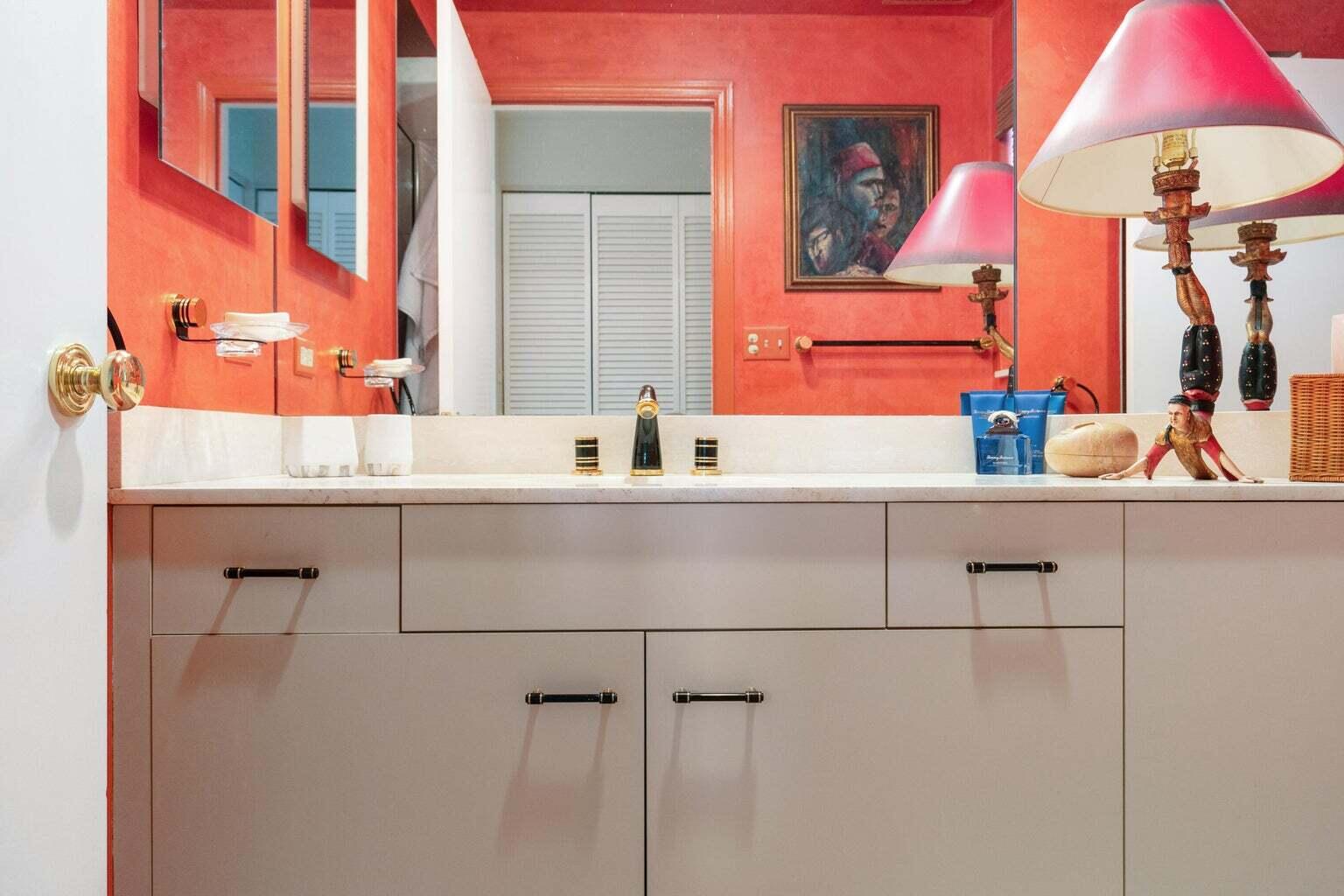 300 Southeast 5th Avenue, Unit 4150 Boca Raton, FL 33432 - Photo 23 of 47 MT 4150 Master Bath 1