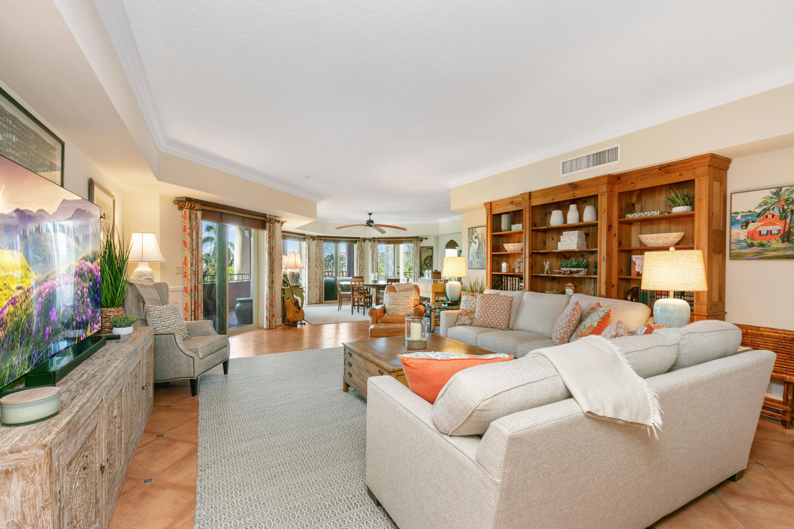 300 Southeast 5th Avenue, Unit 4150 Boca Raton, FL 33432 - Photo 3 of 47 2M8A7184
