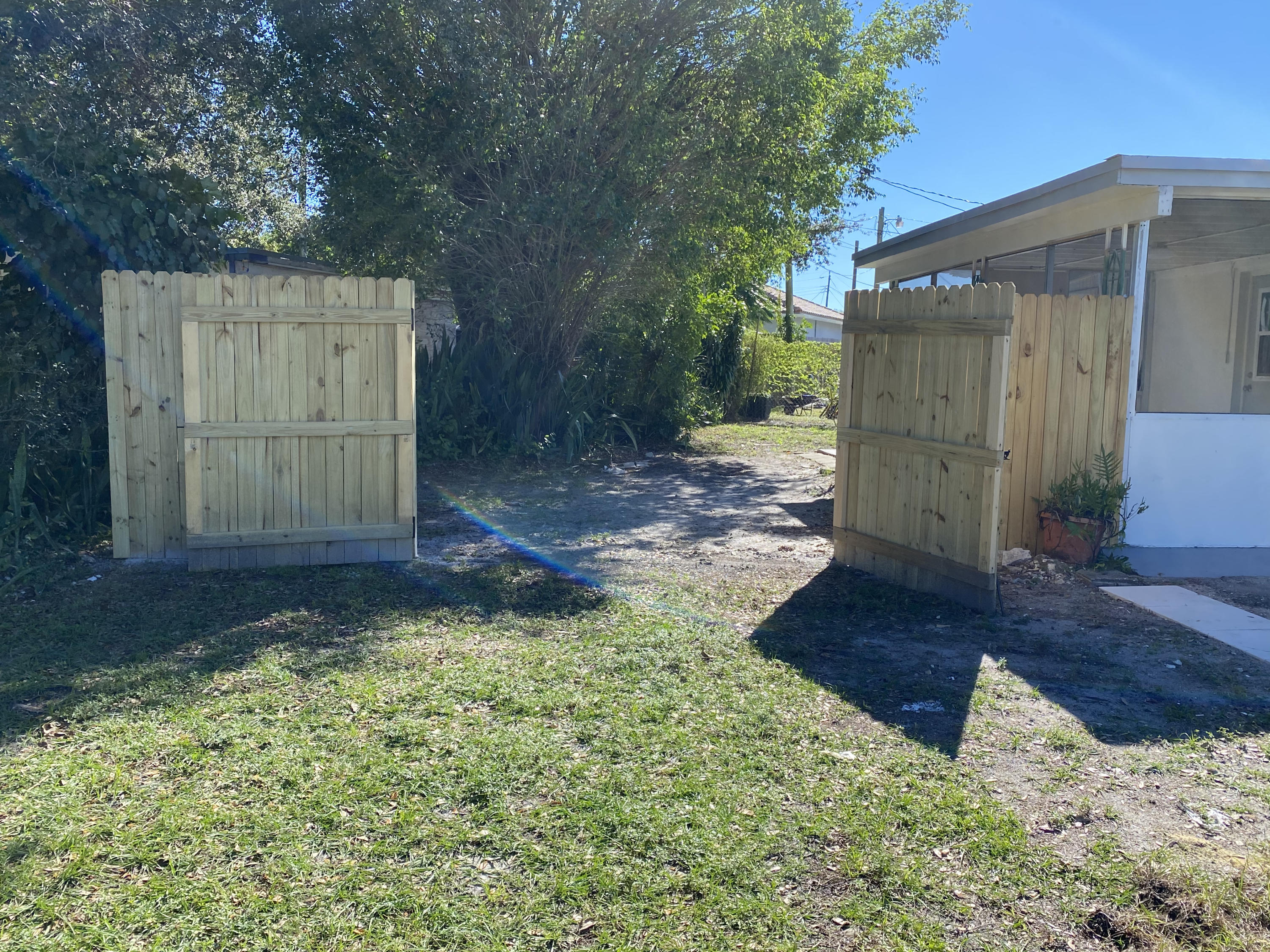 110 Old Spanish Trail Lake Worth, FL 33462 - Photo 17 of 20 11 Foot Fence Opening