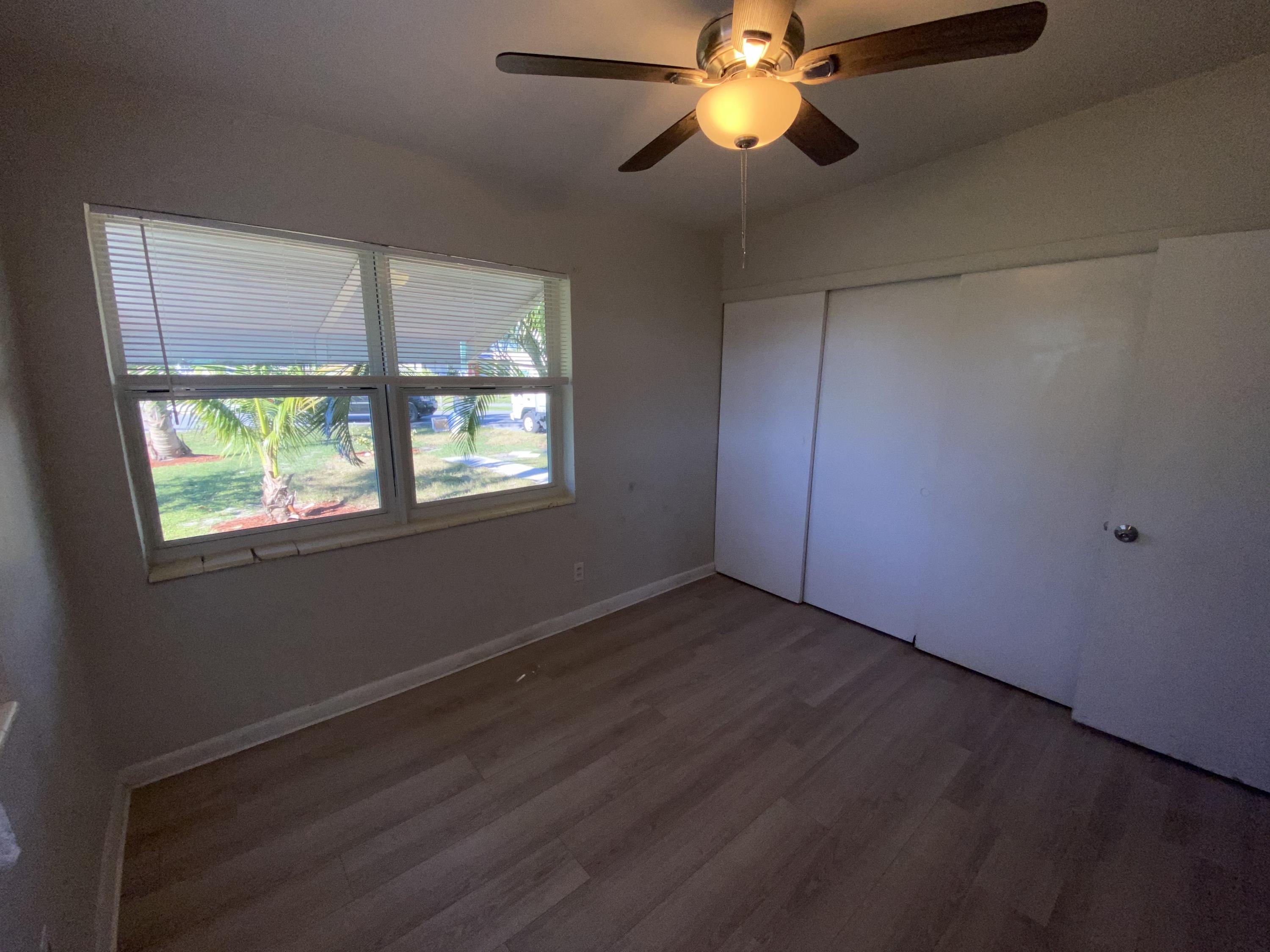 110 Old Spanish Trail Lake Worth, FL 33462 - Photo 10 of 20 Primary Bedroom