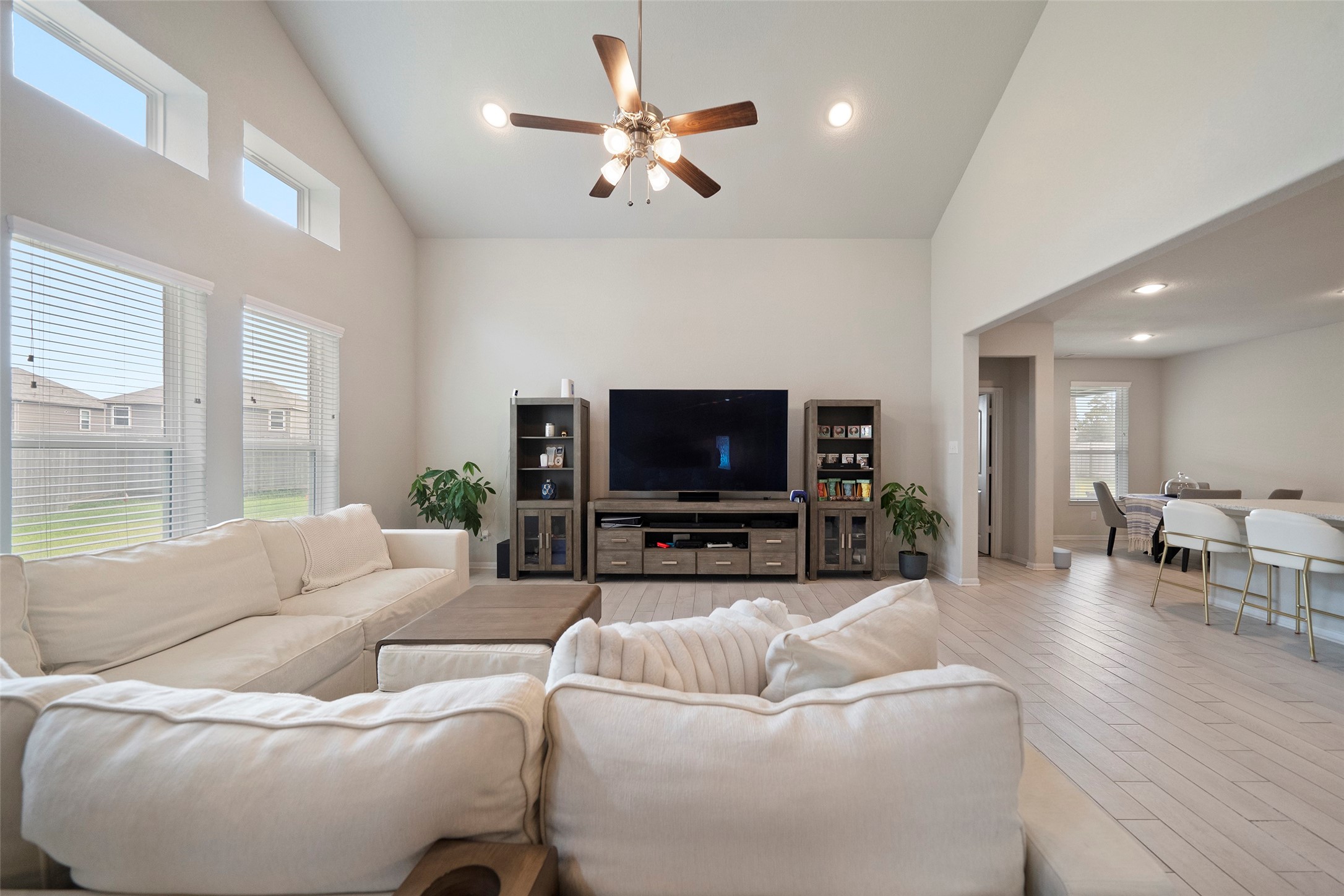 2277 Forest Chestnut Dr Spring Spring, TX 77386 - Photo 7 of 31