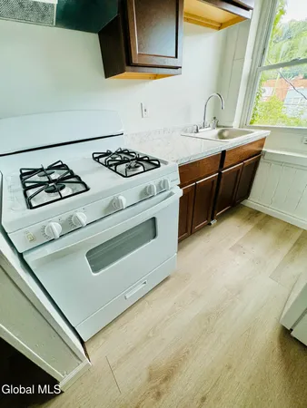 $688,000 | 278-280 4th Street, Troy, NY 12180