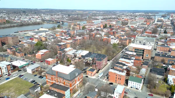 $688,000 | 278-280 4th Street, Troy, NY 12180