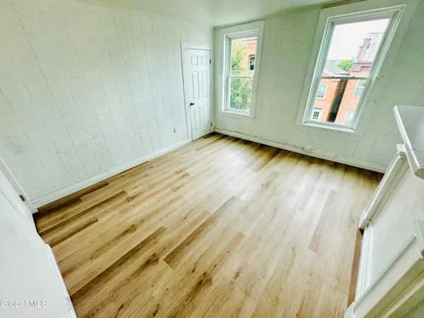 $688,000 | 278-280 4th Street, Troy, NY 12180