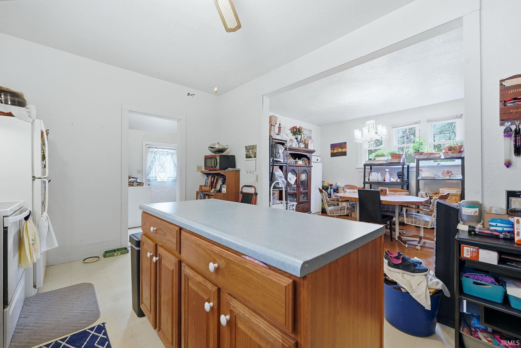 402 Perry Avenue Fort Wayne, IN 46808 - Photo 8 of 30