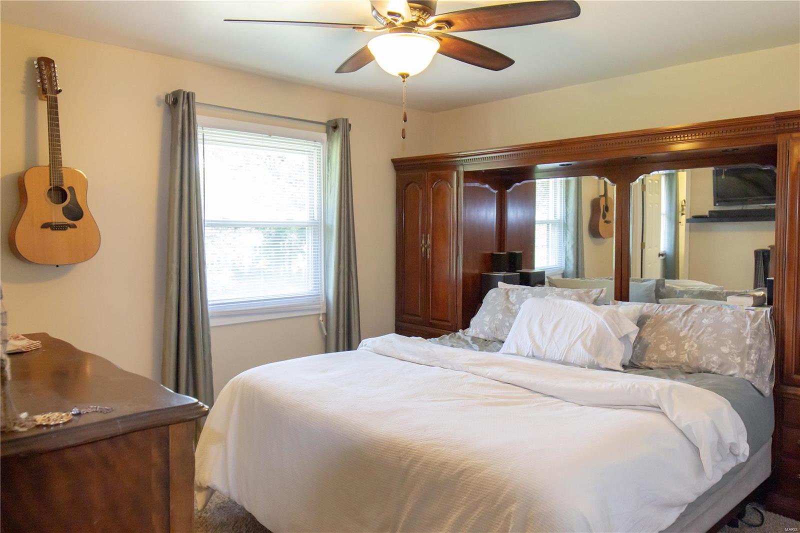 8929 Sappington Road St. Louis, MO 63126 - Photo 13 of 37 Gallery Image 13