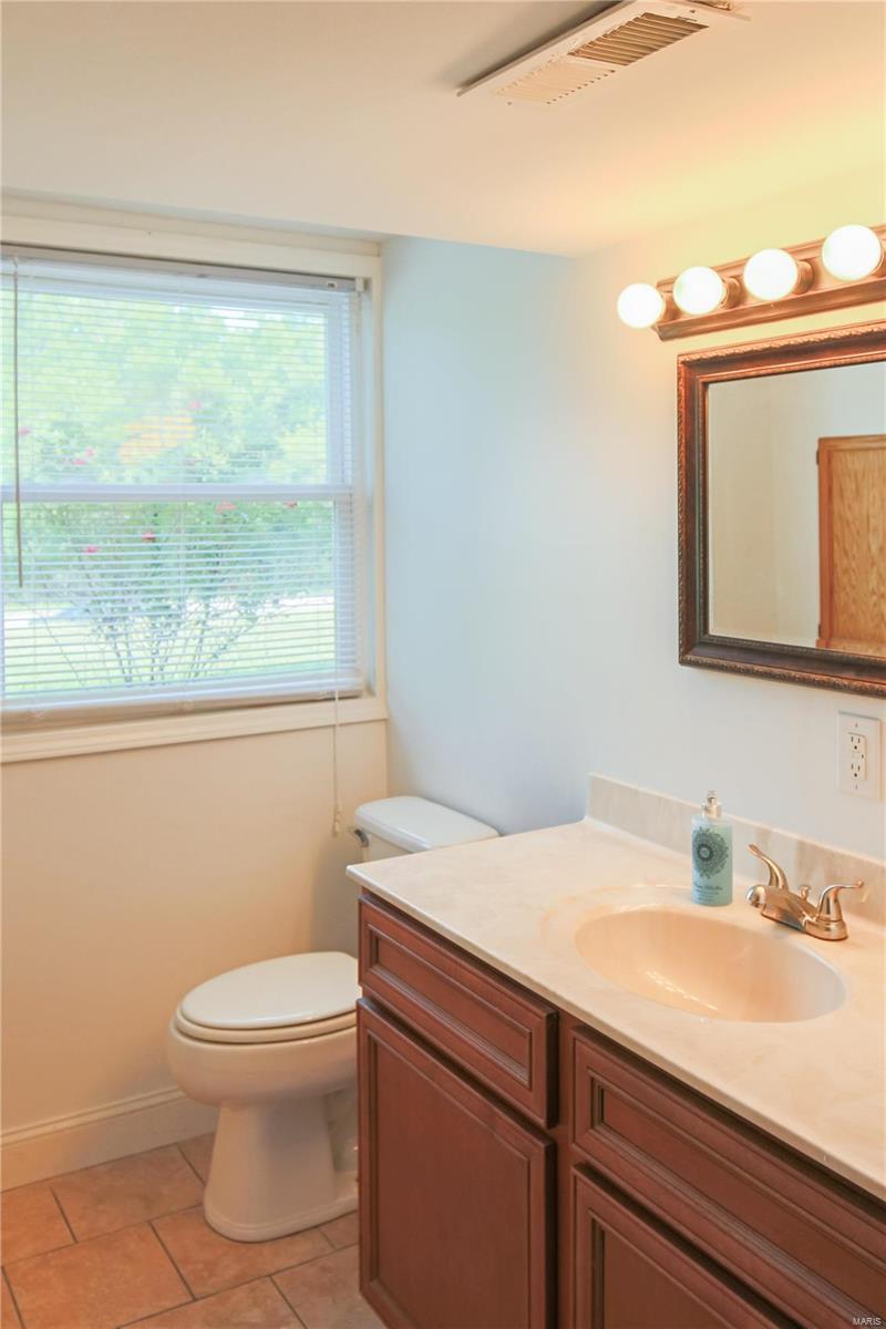 8929 Sappington Road St. Louis, MO 63126 - Photo 27 of 37 Gallery Image 27