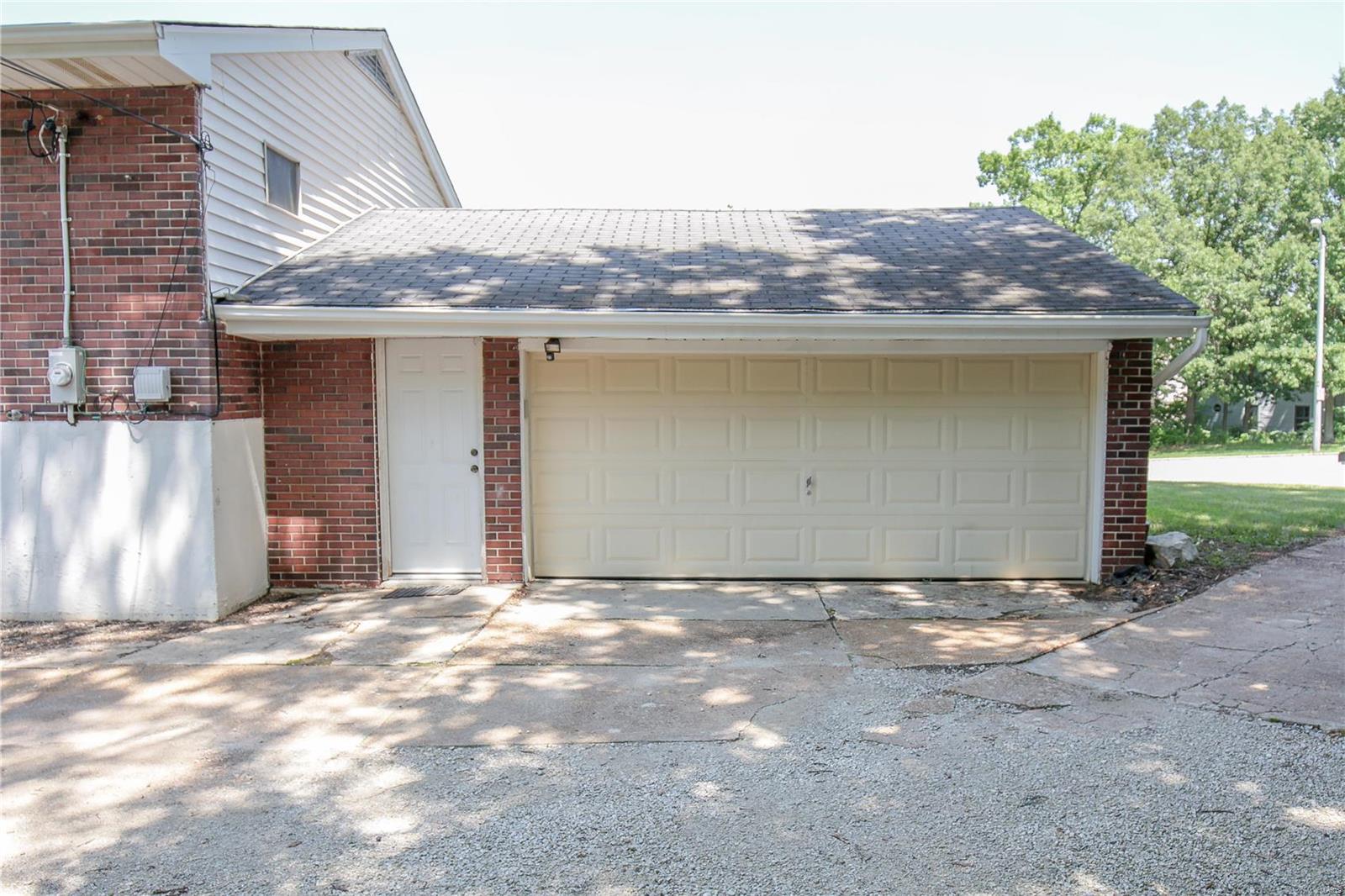 8929 Sappington Road St. Louis, MO 63126 - Photo 32 of 37 Gallery Image 32
