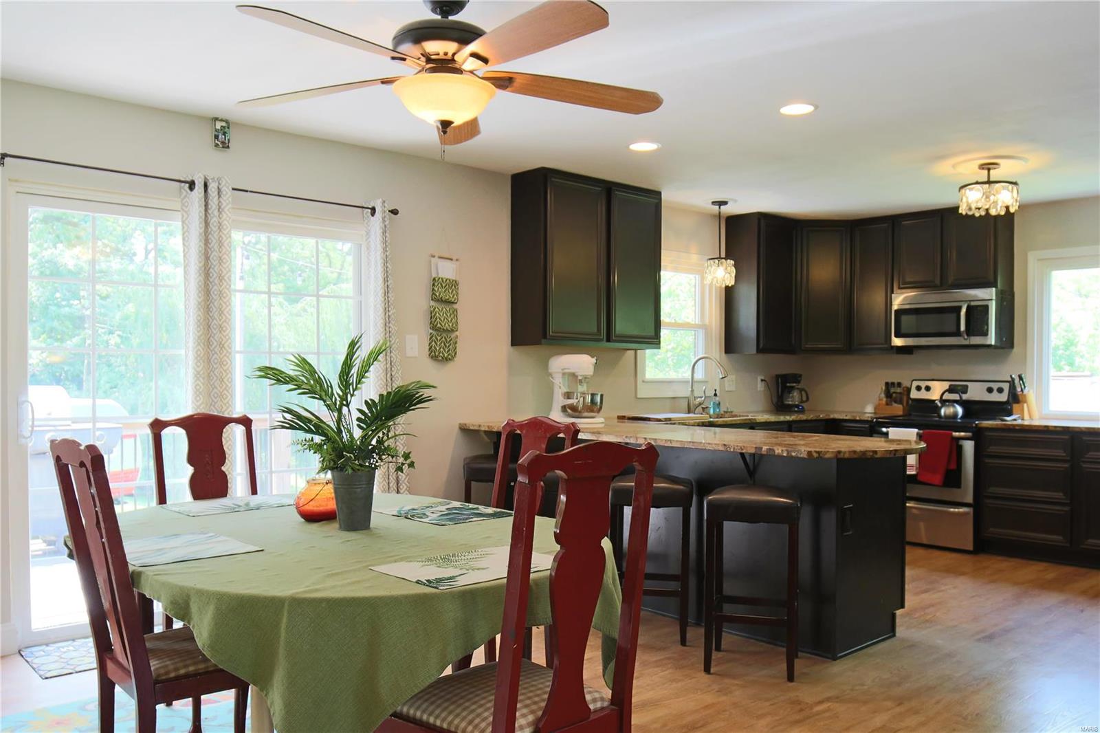 8929 Sappington Road St. Louis, MO 63126 - Photo 6 of 37 Gallery Image 6