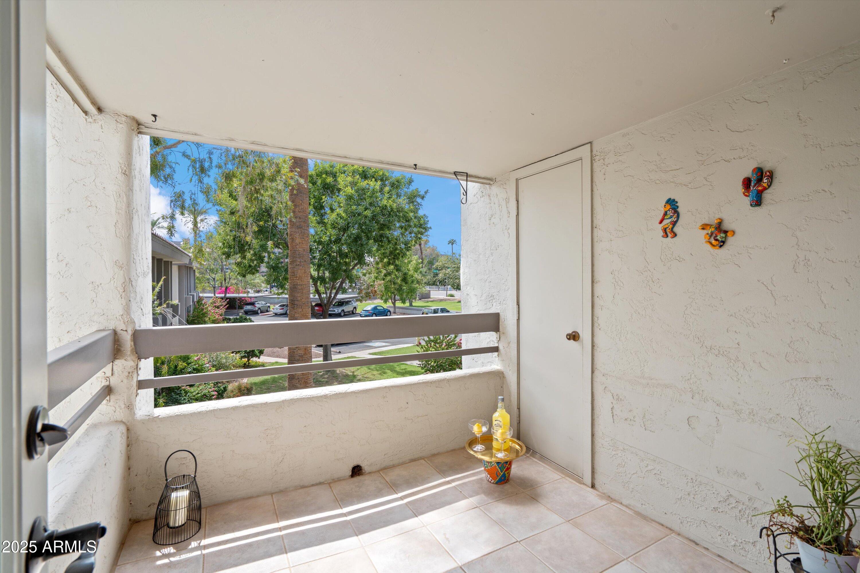 5201 North 24th Street, Unit 206 Phoenix, AZ 85016 - Photo 21 of 39 a bathroom with a bathtub and a shower
