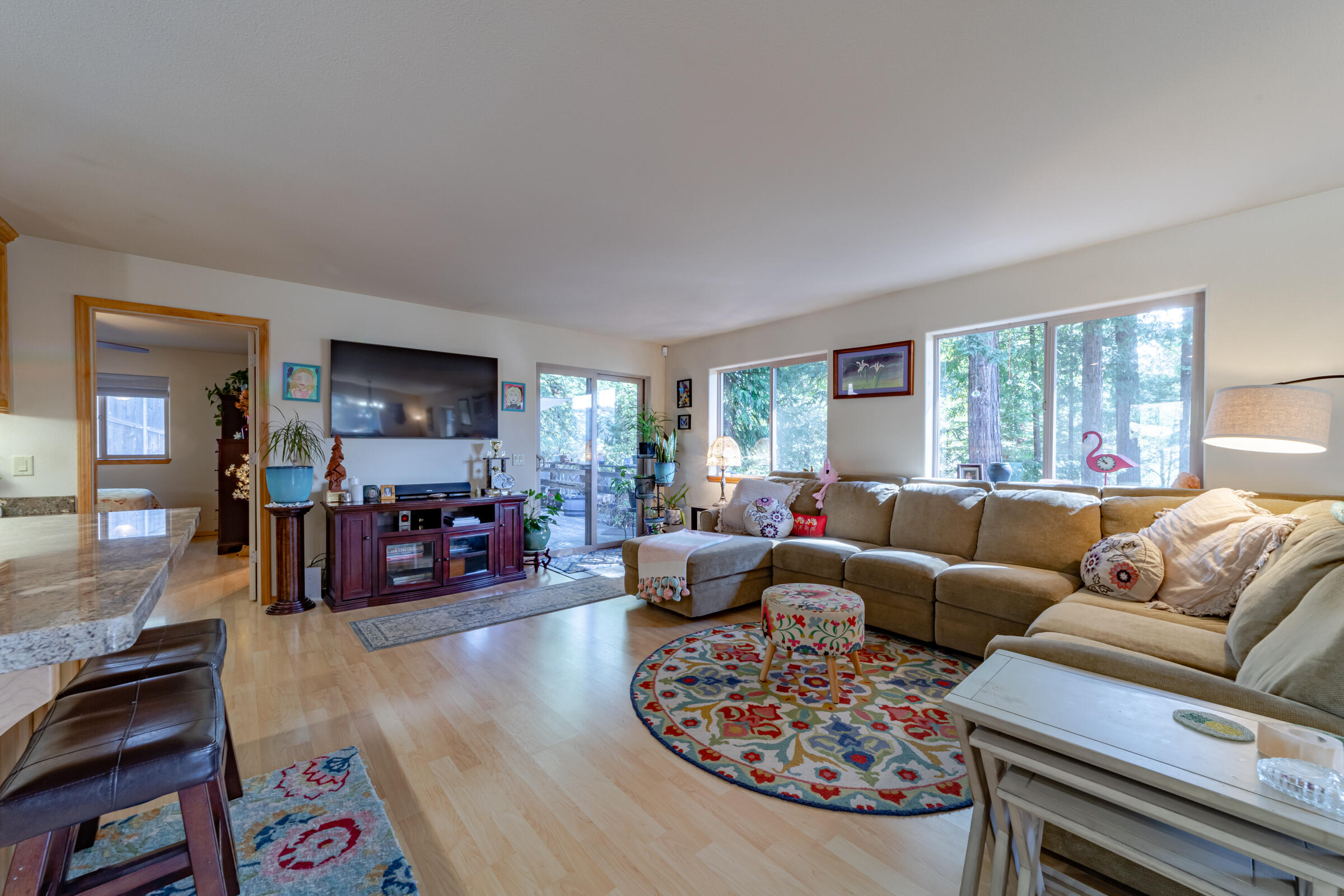 2375 Salmon Creek Road Miranda, CA 95553 - Photo 13 of 37