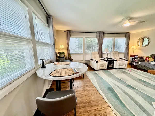 $599,000 | 1380 Glencoe Avenue, Highland Park, IL 60035