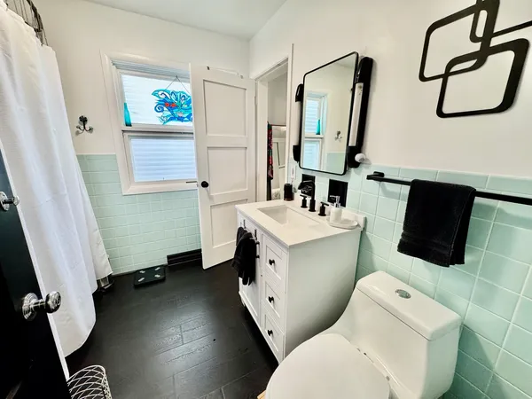 $599,000 | 1380 Glencoe Avenue, Highland Park, IL 60035