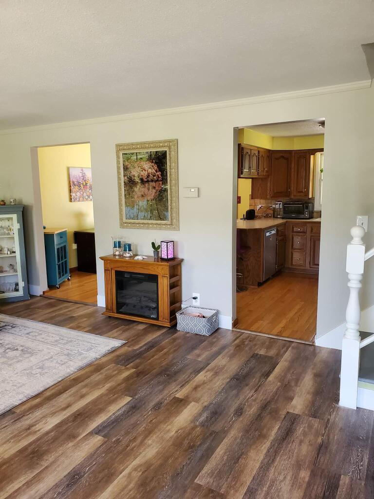 1630 Woodside Road Muskegon, MI 49441 - Photo 11 of 38 image5