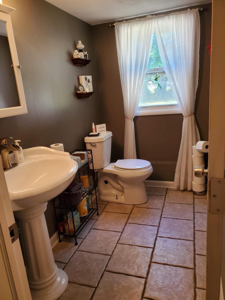 1630 Woodside Road Muskegon, MI 49441 - Photo 24 of 38 image6