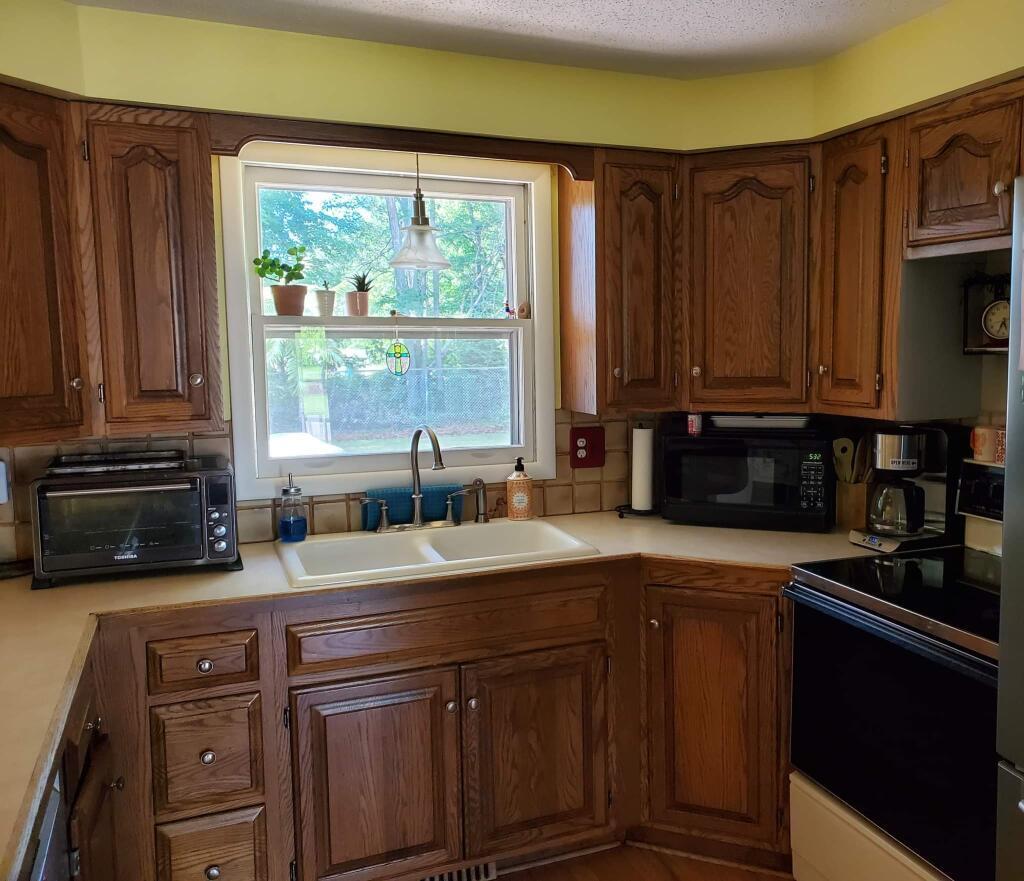 1630 Woodside Road Muskegon, MI 49441 - Photo 8 of 38 image1