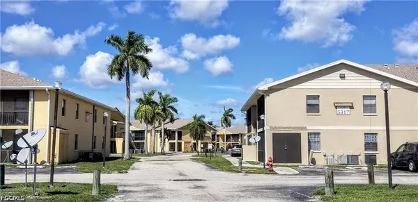 $1,050 | 5315 Summerlin Road, Unit 1506, Fort Myers, FL 33919