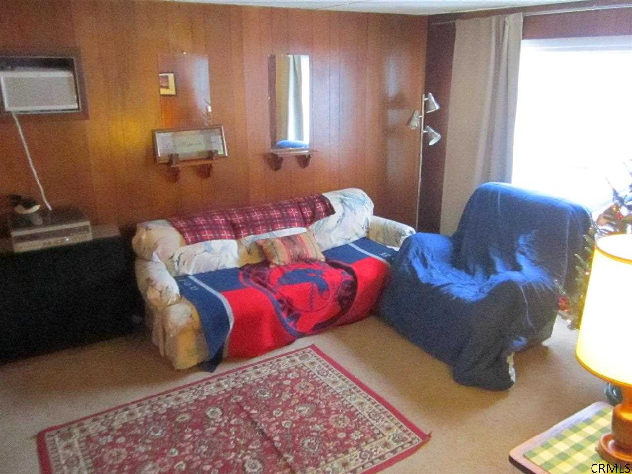 353 Gifford Road Schenectady, NY 12304 - Photo 4 of 16 Photo 4