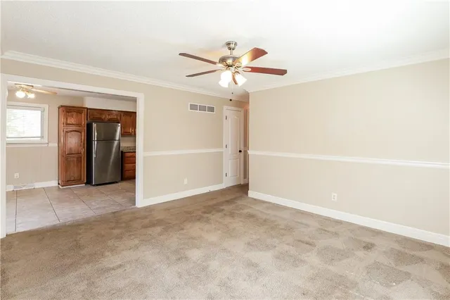 $1,755 | 17816 East Greentree Avenue, Independence, MO 64057