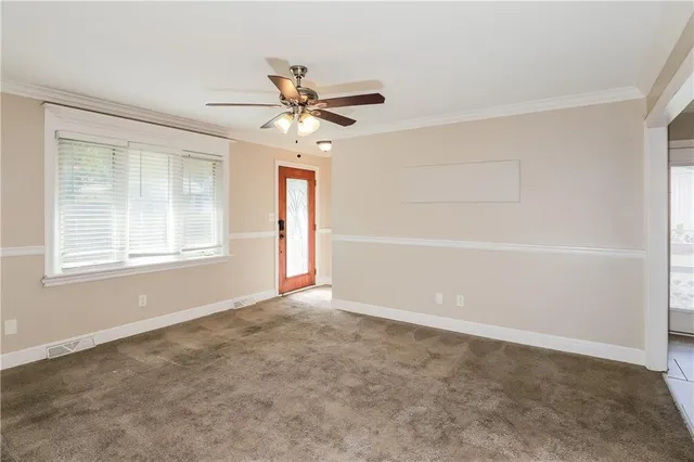 $1,755 | 17816 East Greentree Avenue, Independence, MO 64057