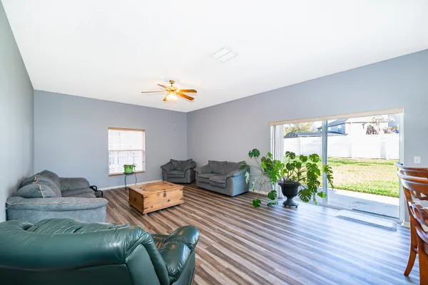 $560,000 | 2591 Dover Glen Circle, Orlando, FL 32828