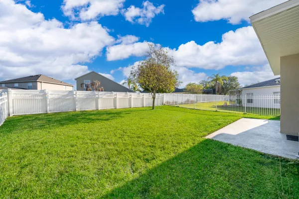 $560,000 | 2591 Dover Glen Circle, Orlando, FL 32828