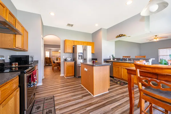 $560,000 | 2591 Dover Glen Circle, Orlando, FL 32828