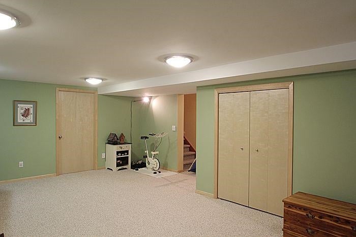 1912 Ridgeway Drive Iowa City, IA 52245 - Photo 13 of 25 Gallery Image 13