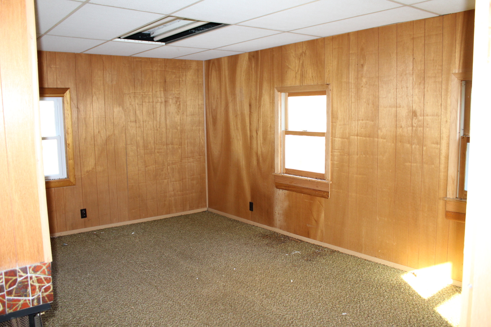 9729 Beaver Valley Road Belvidere, IL 61008 - Photo 38 of 39 an empty room with windows