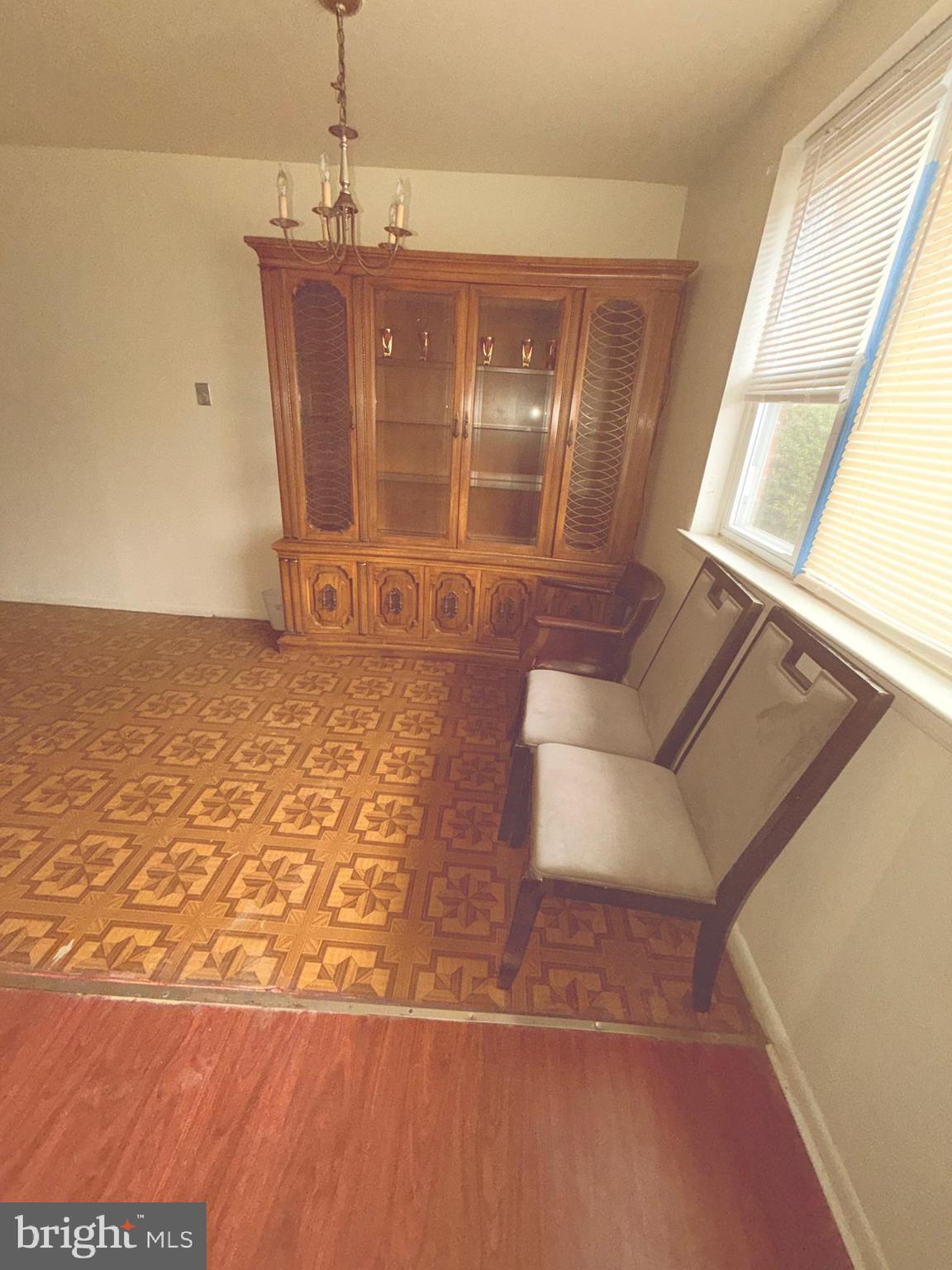 10776 Heather Street Philadelphia, PA 19116 - Photo 2 of 8