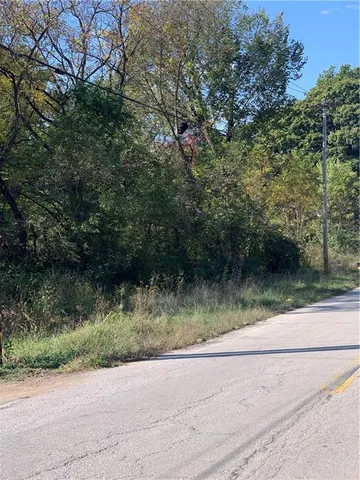 $38,500 | 9707 East Wilson Road, Independence, MO 64053