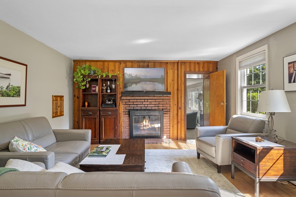 5 Burnham Road Wenham, MA 01984 - Photo 6 of 36 Gallery Image 6
