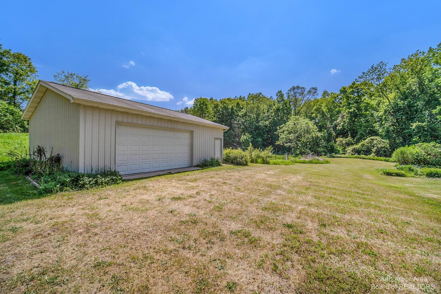 9702 Beeman Road Chelsea, MI 48118 - Photo 33 of 38 Photo 33