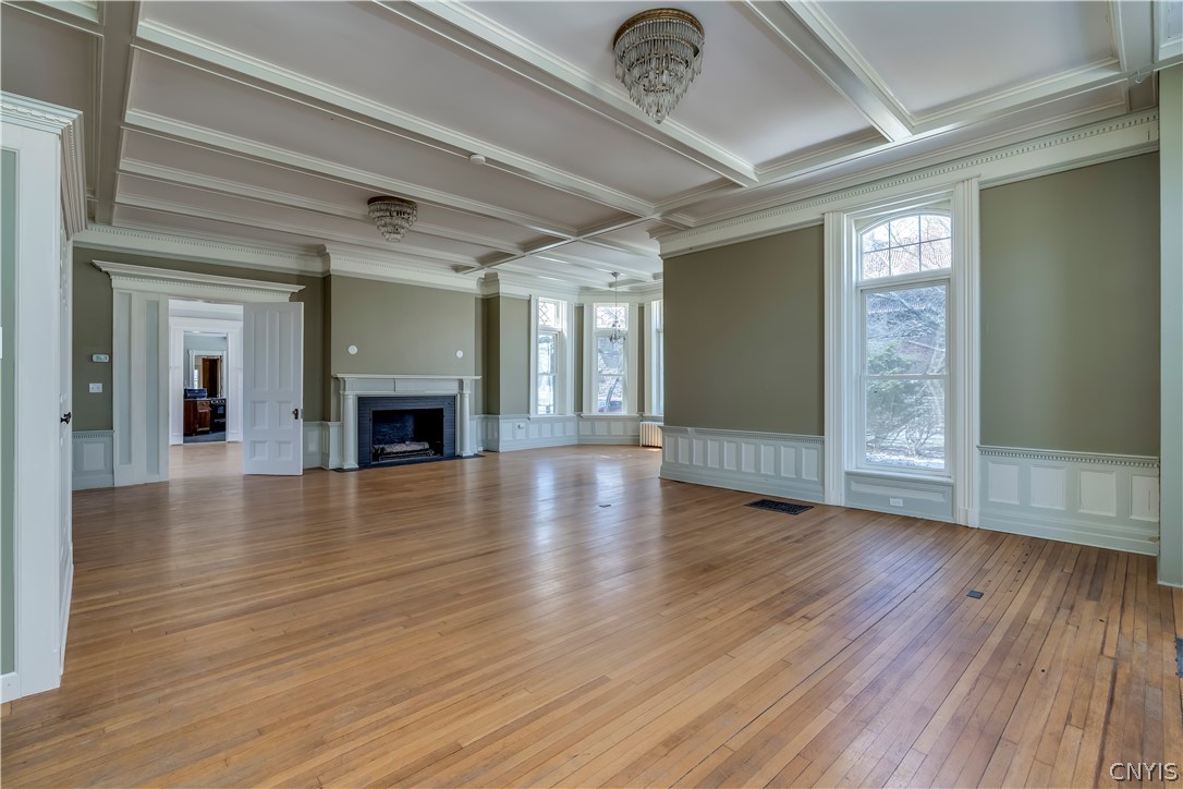 229 Clinton Street Watertown, NY 13601 - Photo 5 of 50