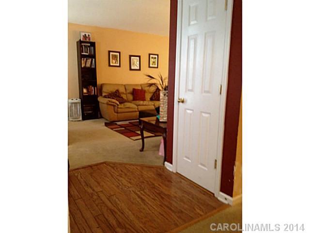 3334 Nevin Brook Road Charlotte, NC 28269 - Photo 7 of 9