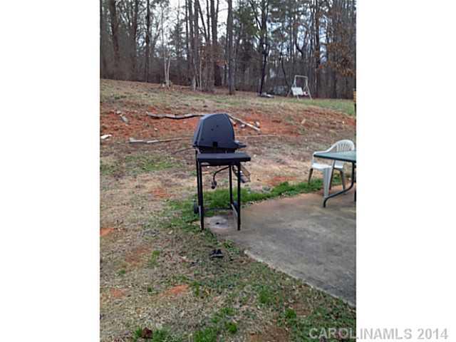 3334 Nevin Brook Road Charlotte, NC 28269 - Photo 9 of 9