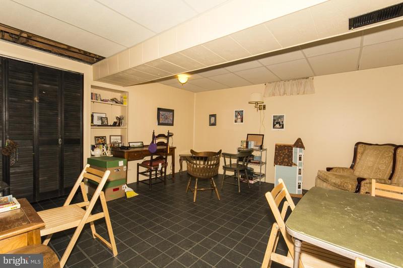 10 Ridgelawn Road, Unit A Reisterstown, MD 21136 - Photo 4 of 7 Interior (General)