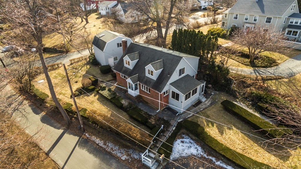 45 Maolis Road Nahant, MA 01908 - Photo 5 of 30 Gallery Image 5