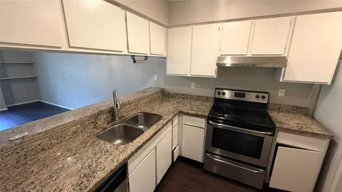 $1,550 | 5313 Indio Drive, Unit D, Austin, TX 78745