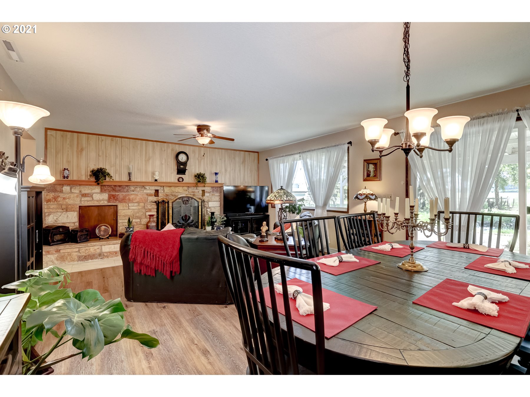 40538 Northwest Verboort Road Forest Grove, OR 97116 - Photo 7 of 32 Gallery Image 7
